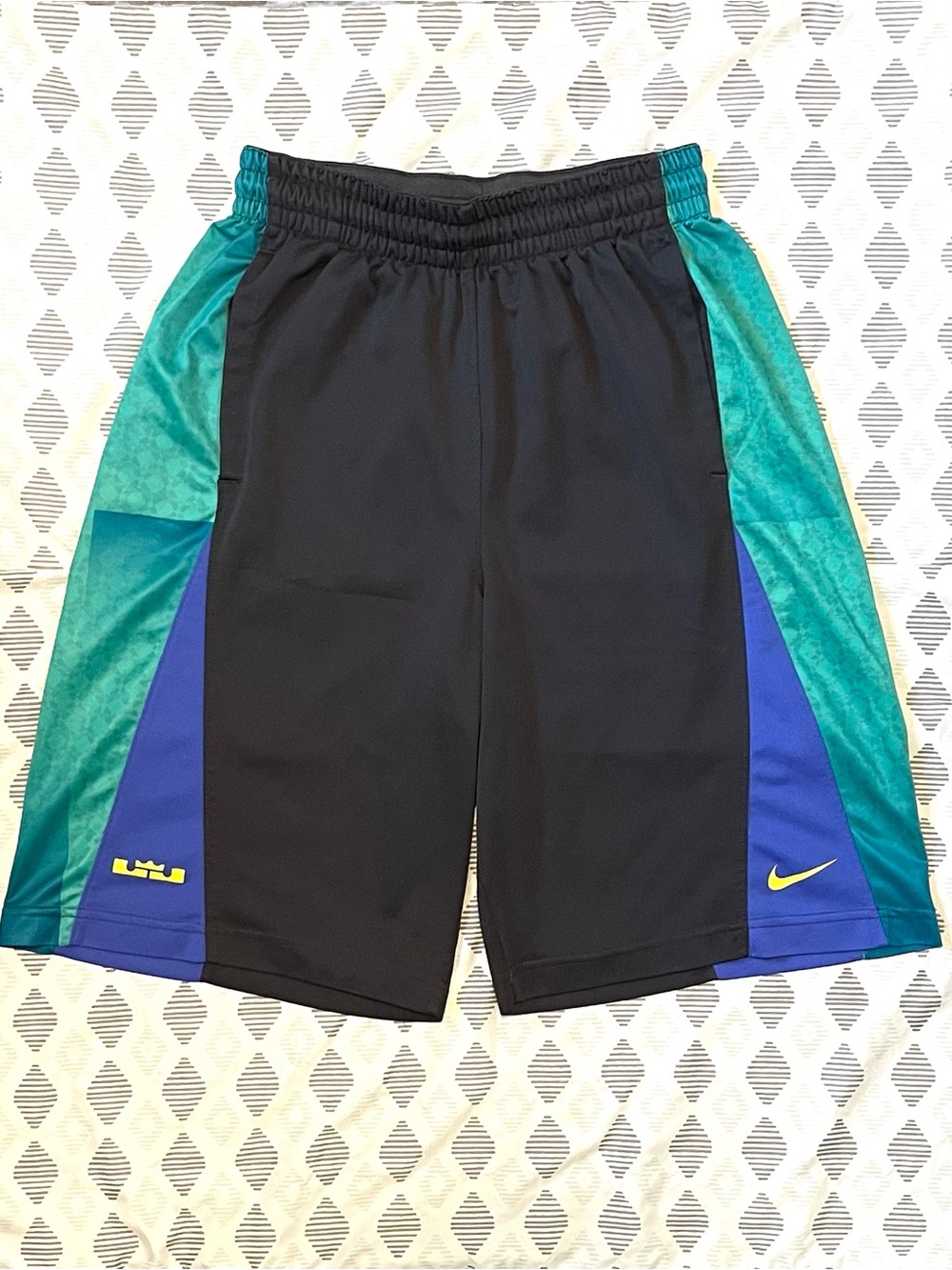 Nike Dri-FIt LeBron James Basketball Shorts - Black Aqua & Indigo - Size Small